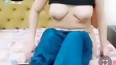 Sexy Punjabi girl live cam sex video
