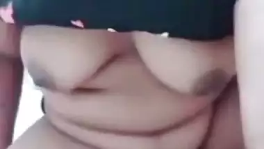 Girlfriend asshole showing and fingering pussy viral MMS