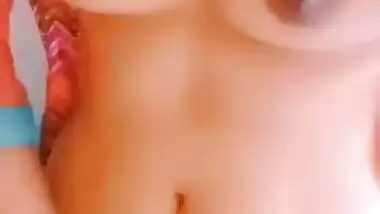 Cute Desi Girl Shows her Boobs and Pussy