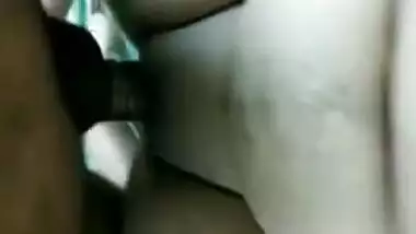 Man films how he has sex with a Desi XXX girlfriend's smooth muff