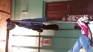 Young teen girl fucking with neighbor guy