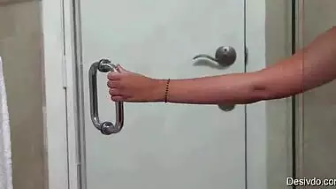 Desi actress model nude bath uncensored