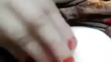 Beautiful Pathan Wife Showing And Fingering