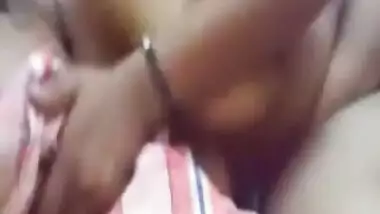 Desi maid with house owner sucking his dick (hindi talk)