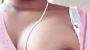 Cute Desi Girl Shows Her Boobs