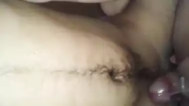 Indian boy drills shaved XXX cunt of wife and takes it out for cumming