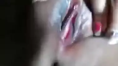 XXX porn lover fingers her own pussy in the homemade Desi clip MMS