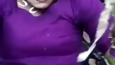 Desi Village Girl Pussy Captured By Lover In Outdoor