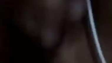 Horny Paki girl shows XXX orifice to boyfriend via video chat