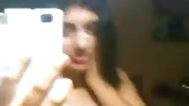 Horny Tamil girl record her Nude Selfie