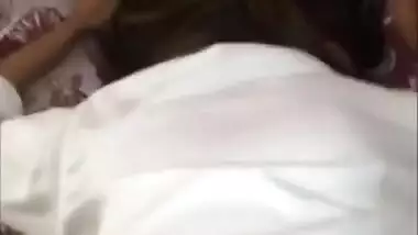 Sri Lanka Spa කස්ටමර්ගෙ මූනෙ පුක අතුල්ලල සුපිරිම සැපක් දෙන්න ස්පා කෙල්ල - Sri Lankan