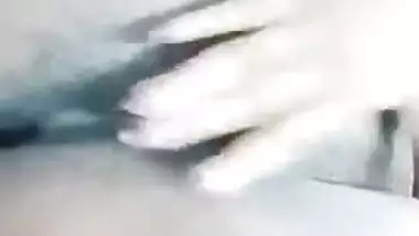 Desi wife doesn't sleep in the night because she performs XXX show