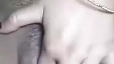 Sexy Bnagla Girl Showing Her BoobS and Pussy 3 Clips Part 1