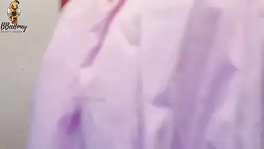 Sri Lankan Schoolgirl With Stepbrother Dirty Talk ස්කුල් කෙල්ල වොයිස් පට්ට මෝල්