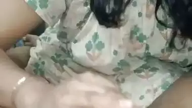 Lover records his sexy GF’s blowjob MMS sucking his dick