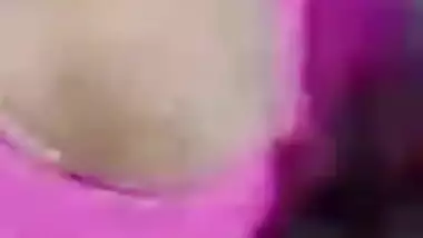 Desi Girl Shows her Boobs on vc