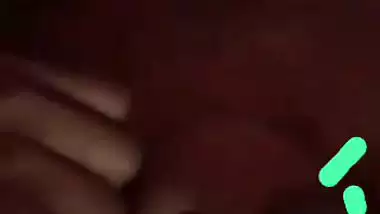 Lover fingering GF pussy before fucking in FSI xxx