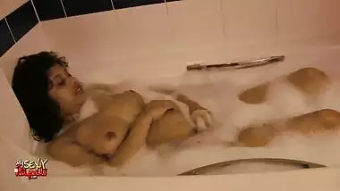 You see, Rupali love pussy as much as you do.