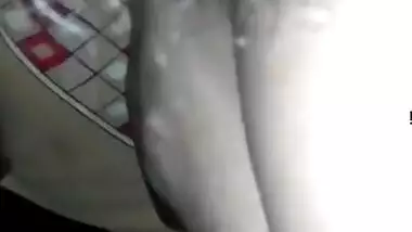 Today Exclusive- Horny Desi Girl Showing Her Boobs And Pussy