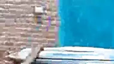 Sexy Pakistani Aunty And Son’s Friend In Terrace