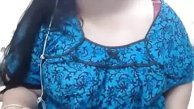 Indian Desi Aunty Talking Dirty And Showing Her Hairy Pussy To Her Customer