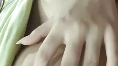 Girlfriend solid boobs showing new desi sex chat