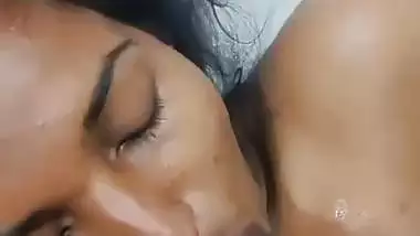 Village milf gives a desi blowjob to her lover