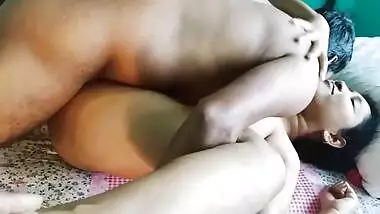 Busty Bhabhi Desi XXX homemade porn video