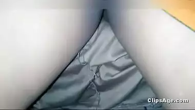 Local desi aunt giving headjob and showing off her full nude figure on request