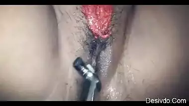 Desi wife’s pussy hair colour and shaved by hubby