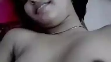 Xxx videos Indian wife in bed for sex viral show