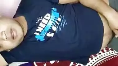 A nude couple goes live online in an Indian desi sex video