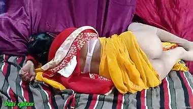 Today Exclusive- Desi Sleeping Wife Romance And Hard Fucked By Hubby