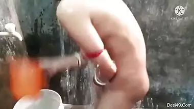 Desi Village Cpl Bathroom Romance And Bathing Part 2