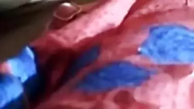 Village Bhabhi Showing Her Big Boobs 3 Clips Part 1