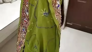 Indian Hot Stepmom Has Hot Sec With Stepson In Kitchen!father Doesnt Know With Clear Audio Indian Desi Stepmom Dirty Ta