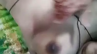 Chubby Bengali girl naked boob licking viral xxx