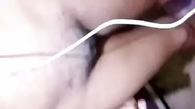 Cute Indian Girl Showing her Boobs and Pussy