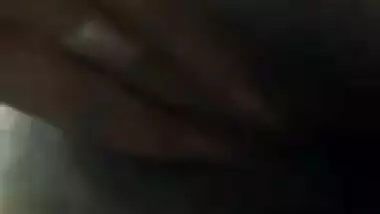 Sexy Desi XXX girl showing her big boobs and pussy on cam